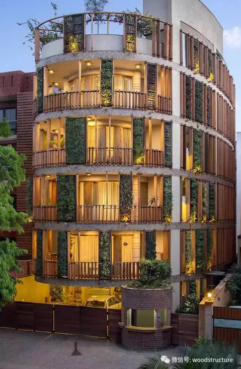 木结构建筑：婀娜多姿的曲线式住宅