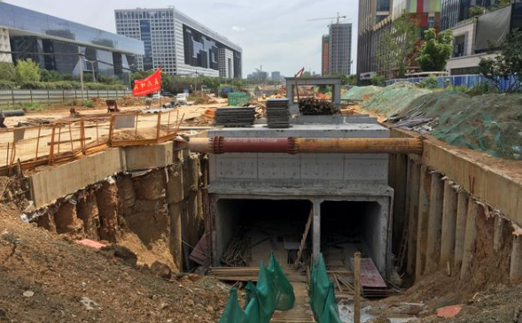 湖北武汉最大规模综合管廊高新大道段主体完工